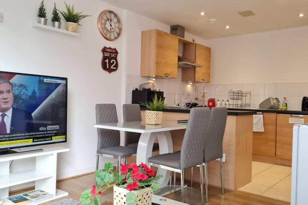 Piquancy Apartments - Sheffield City Centre Bagian luar foto